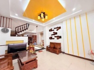 Bán nhà mặt phố Võ Như Hưng 80m2, 3 tầng, gần biển Mỹ An, giá 11,7