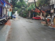 Bán nhà phân lô đền lừ 1 6 tầng dân xây ô chờ thang máy hoàng mai