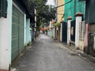 Bán đất tặng nhà C4 Giang Biên-ô tô đỗ cổng- ngõ thông tiện ích-58m