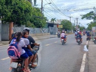 Bán đất tặng nhà ba tầng mặt tiền đường hẻm lớn sát Quốc Lộ 22 Củ