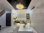 NHÀ MỚI ĐẸP VÀO Ở LIỀN- HXH 5Tầng 4 Pn Nội Thất Cao CấpLạc Long