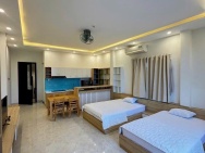 Bán căn hộ mặt tiền Trường Sa – View biển – 9 phòng full nội thất,