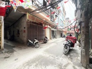 BÁN NHÀ PHÂN LÔ TT ĐỐNG ĐA - DT 71M2, MT 6,4M - Ô TÔ - KD VĂN PHÒNG