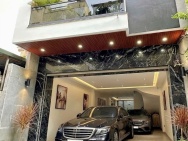BÁN NHÀ VIỆT HƯNG 110M2- THANG MÁY- GARA 2 Ô TÔ- NGÕ THÔNG- 23.x Tỷ