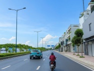 NHÀ MẶT TIỀN CỘNG HÒA – SÁT NHÀ GA T3 – CHDV CAO CẤP – 5 TẦNG –