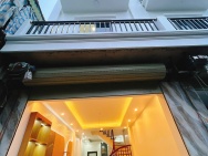 chính chủ gửi 3 tầng trần lãm gần khối bệnh viên lớn nhất tỉnh Hưng