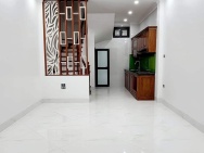 BÁN NHÀ RIÊNG LÔ GÓC 5 TẦNG – Ô TÔ VÀO NHÀ – THỊ TRẤN PHÙNG, ĐAN