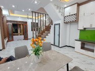 Bán nhà thúy lĩnh 5 tầng long lanh ở ngay 2 thoáng hoàng mai