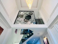 Ô TÔ 4 CHỖ ĐỖ CỬA