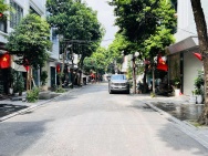 bán mảnh đất 2 thoáng, 76m, mặt tiền 7.6m, phân lô, vỉa hè , ôtô