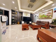 Bán nhà đẹp Nguyễn Văn Cừ- Oto tải- Dân xây 80m 8 tầng thang máy
