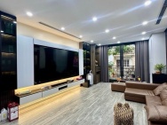 Bán nhà Đội Cấn Giang Văn Minh, 62m2, mặt tiền rộng, thang máy, chỉ