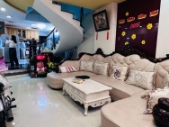 2 MẶT TIỀN NGUYỄN THỊ TẦN - HẺM  XE HƠI TRONG NHÀ CÁCH QUẬN 5