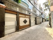 KHU VIP ĐẶNG VĂN NGỮ - XE HƠI 7 CHỖ VÀO NHÀ - NGANG HƠN 5M BỀ THẾ