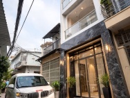 HÀNG HIẾM - NGAY CV GIA ĐỊNH - SÂN BAY TSN - ÔTÔ TỚI NHÀ - 3 TẦNG -