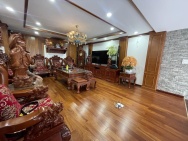 Tòa nhà 7 tầng 70m2, thang máy, ô tô tránh, khu Cầu Giấy – doanh