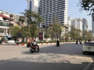 CHỈ 500 TRIỆU/M CÓ NGAY NHÀ MP VÕNG THỊ 230M 10 TẦNG THANG MÁY MT