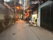 BÁN ĐẤT PHỐ NGUYỄN KHÁNH TOÀN 132M, MT 6M - GIÁ ĐẦU TƯ