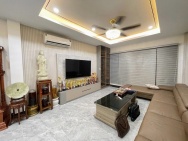 BÁN NHÀ CỔ LINH 70M2- 7 TẦNG- THANG MÁY- GARA Ô TÔ- NHỈNH 20 TỶ