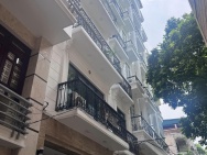 Bán siêu phẩm nhà Trung Hòa, 70m2 7T phân lô ô tô tránh, thông sàn,