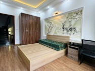 NGỌC LÂM – NHÀ ĐẸP HIỆN ĐẠI 30M² – 5 TẦNG – FULL NỘI THẤT – CHỈ 8.3