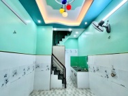 Nhà 4 tầng Chiến Lược- sát khu Tên Lửa