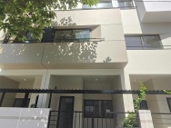 Chính chủ cần bán căn nhà 3 tầng trục chính trong khu Compound Cát