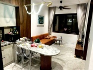 Bán căn nhà ngã Tư Sở, ngõ nông, rộng lớn, ngôi nhà đẹp, dân xây