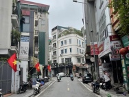 Giá hời “mặt phố trung tâm”, bán nhà Văn Cao Quần Ngựa, 96m chỉ