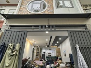 GẤP!BÁN NHÀ PHÚ DIỄN,LÔ GÓC,3 THOÁNG,OTO DỪNG ĐỖ NGÀY