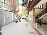 Vị trí vàng, bán nhà Đào Tấn Linh Lang 110m xây CHDV, giá 26 tỷ