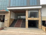 Chính chủ cho thuê tòa nhà làm căn phòng 4 tầng-15tr/sàn/130m2-Tứ