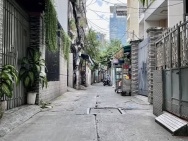 Nhà Hiếm Đường Trần Quốc Toản Quận 3 Phường 8 Cũ.