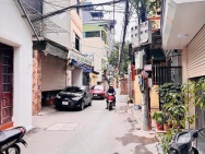 Bán nhà  LẠC LONG QUÂN otô tránh- kinh doanh thang máy 48 M 5tầng