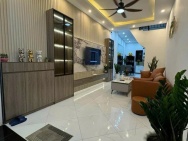 Bán nhà Phố Xốm 50m2, 5 tầng, ô tô tránh, ngõ thông, nhà mới ở ngay