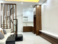 NHÀ MỚI KÍNH COONG PHỐ XUÂN LA- 30M 5T NHỈNH 8 TỶ- VỊ TRÍ TRUNG