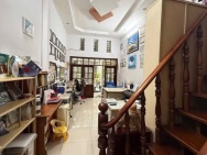 Nhà Đường Hoàng Văn Thụ Phường 4 Tân Bình  Cũ.