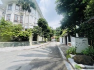 Hiếm, bán nhà Văn Cao, ô tô tránh, thang máy, chỉ 28 tỷ