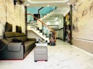 NHÀ 2 TẦNG ĐÚC MỚI TINH 34M2 HẺM XE HƠI GẦN CHỢ THIẾC. LÊ VĂN