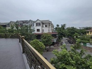 liền kề lô góc Thạch Bàn, 145m x 5 tầng, mặt tiền 22m, vỉa hè rộng,