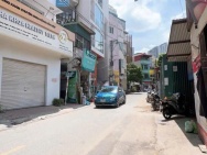 GĐ cần Bán nhà mặt phố Hoàng Ngân -  SIÊU PHẨM - MẶT PHỐ VỈA HÈ- Ô