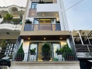 Siêu hiếm, bán nhà Hoàng Hoa Thám, ô tô vào nhà, thang máy, chỉ 21