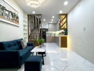 NGAY GẦN MẶT PHỐ HOÀNG HOA THÁM 35M 5T NHỈNH 9,7 TỶ- NHÀ MỚI-LÔ