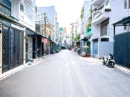 Nhà HXH Đường Cách Mạng Tháng 8 Phường 5 Quận Tân Bình Cũ( Phường