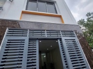 Bán nhà 1 CĂN DUY NHẤT THẠCH BÀN 36M 4 TẦNG MỚI TINH FULL NỘI THẤT