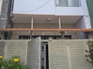 CHỈ 1 CĂN NGAY CHỢ TÂN HƯƠNG – HXH ĐỖ CỬA – 44M - 3 TẦNG – 3PN