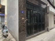 Lô góc tại Định Công, cần bán gấp-Gần Hồ Định Công, ô tô cách