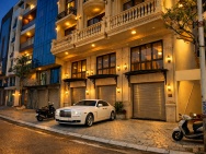 Siêu phẩm mặt phố Long Biên, 7 thang máy, kinh doanh, gần cầu Trần