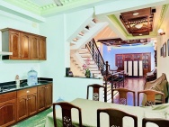 NHÀ 4 TẦNG GIÁP ĐẦM SEN  ĐƯỜNG 8M THÔNG  75M  CÓ SẴN Ô THANG MÁY