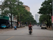 BÁN ĐẤT KHU ĐÔ THỊ VIỆT HƯNG 52M2- MẶT ĐƯỜNG 25M THOÁNG 1x